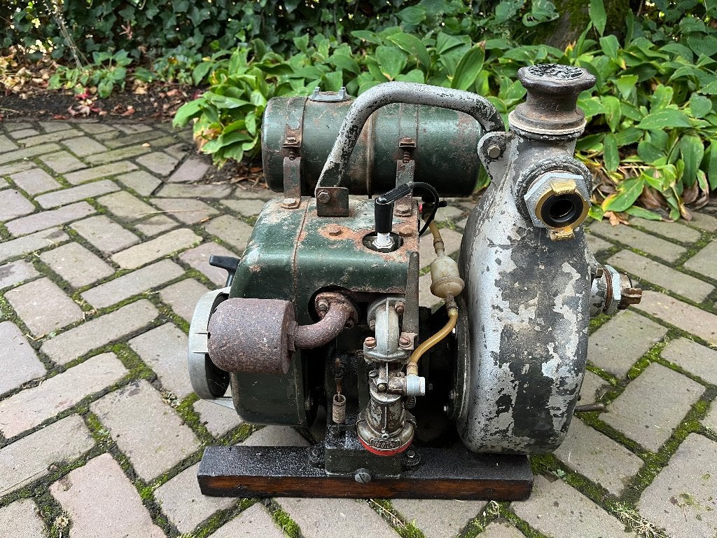 Pomp Alcon met Villiers motor, Ophalen, Gebruikt, Handmatig, Beregeningspomp