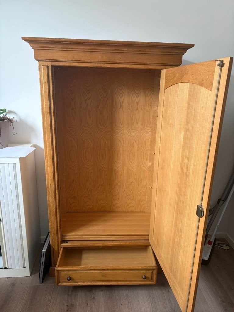 Grenen kast, mooi, ook om op te pimpen, Ophalen