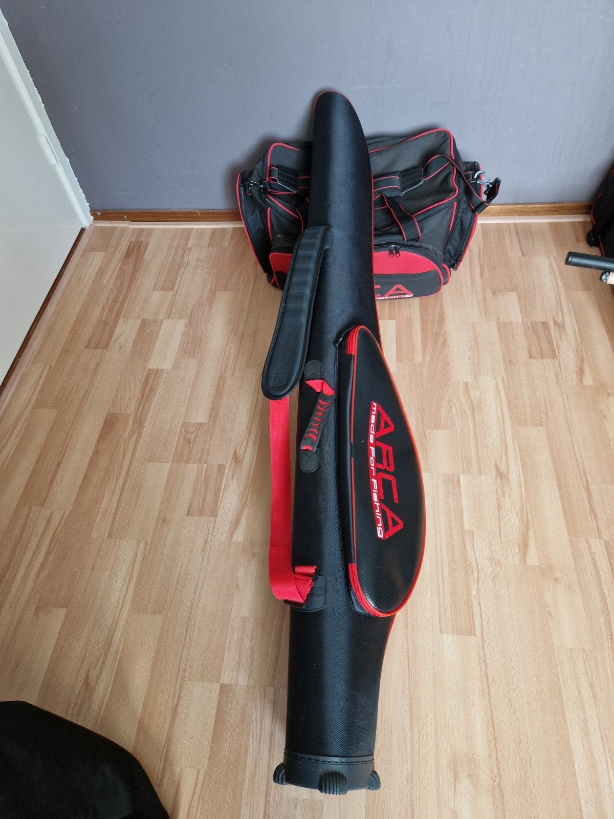 Foedraal hardcase, Ophalen, Zo goed als nieuw, Koffer of Tas