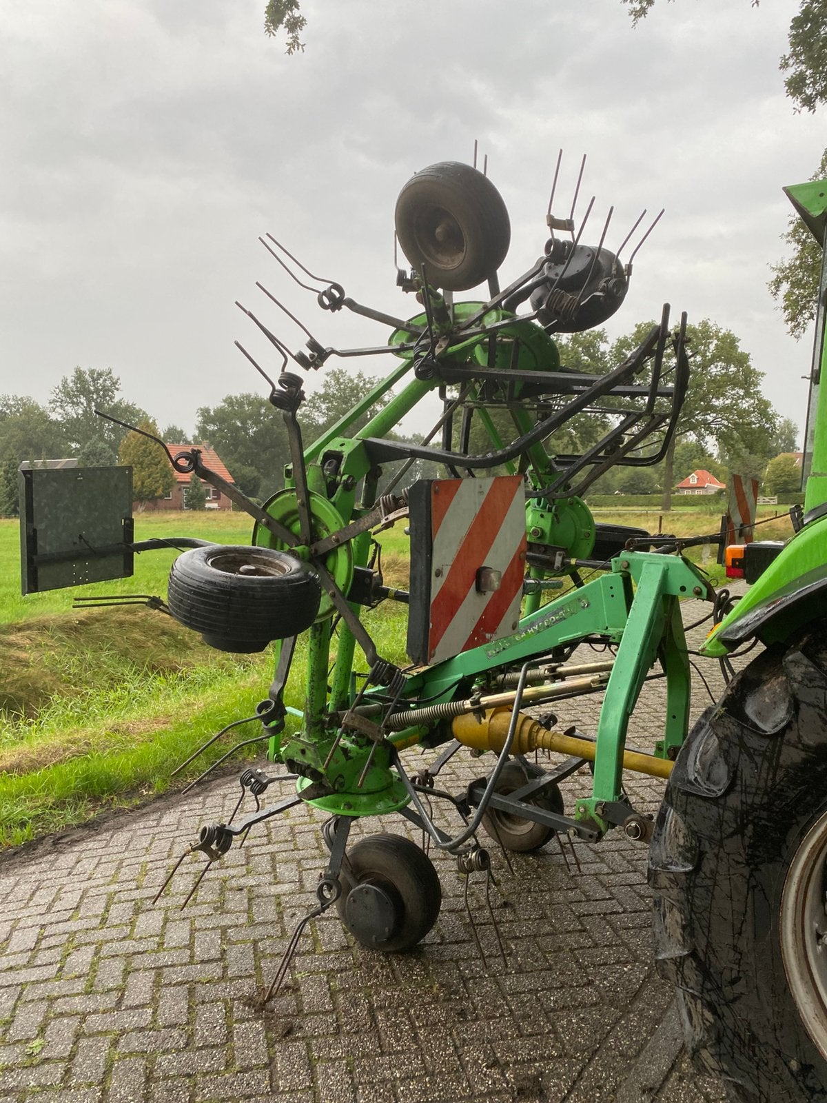 6 element Deutz Farh schudder, Ophalen, Veehouderij, Weidebouw