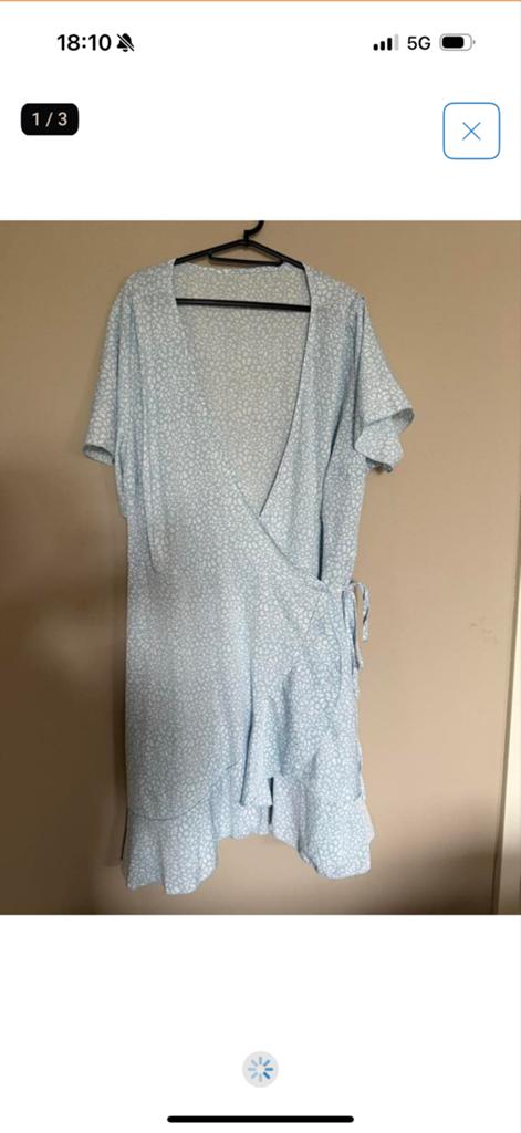 Lichtblauwe Overgooier Jurk met Print - Maat 4XL, Kleding | Dames, Jurken, Blauw, Maat 46/48 (XL) of groter, Ophalen of Verzenden