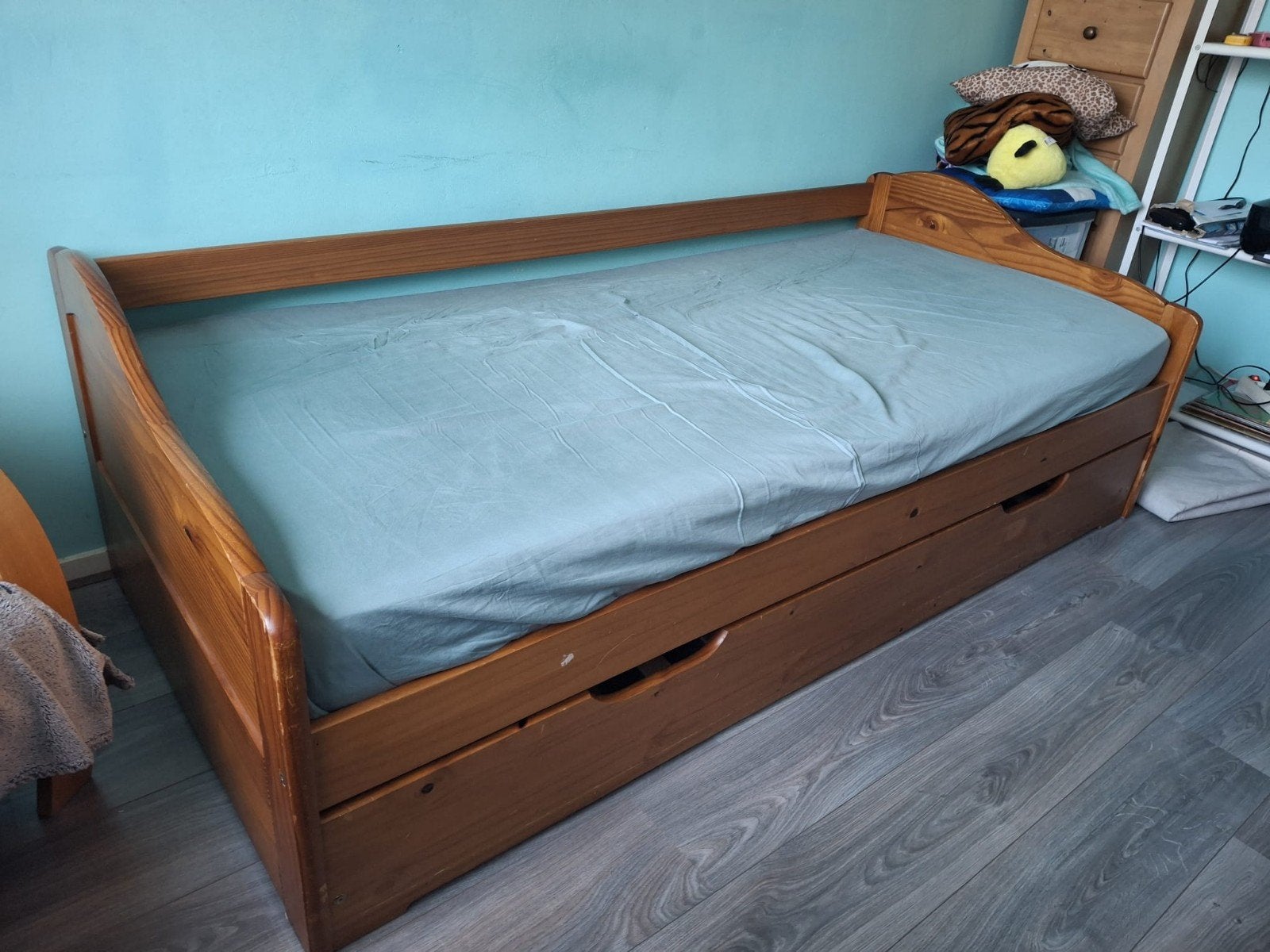 Bed 90x200cm met logeerbed en bureau - ideaal voor student, Ophalen, Gebruikt, 90 cm, Eenpersoons