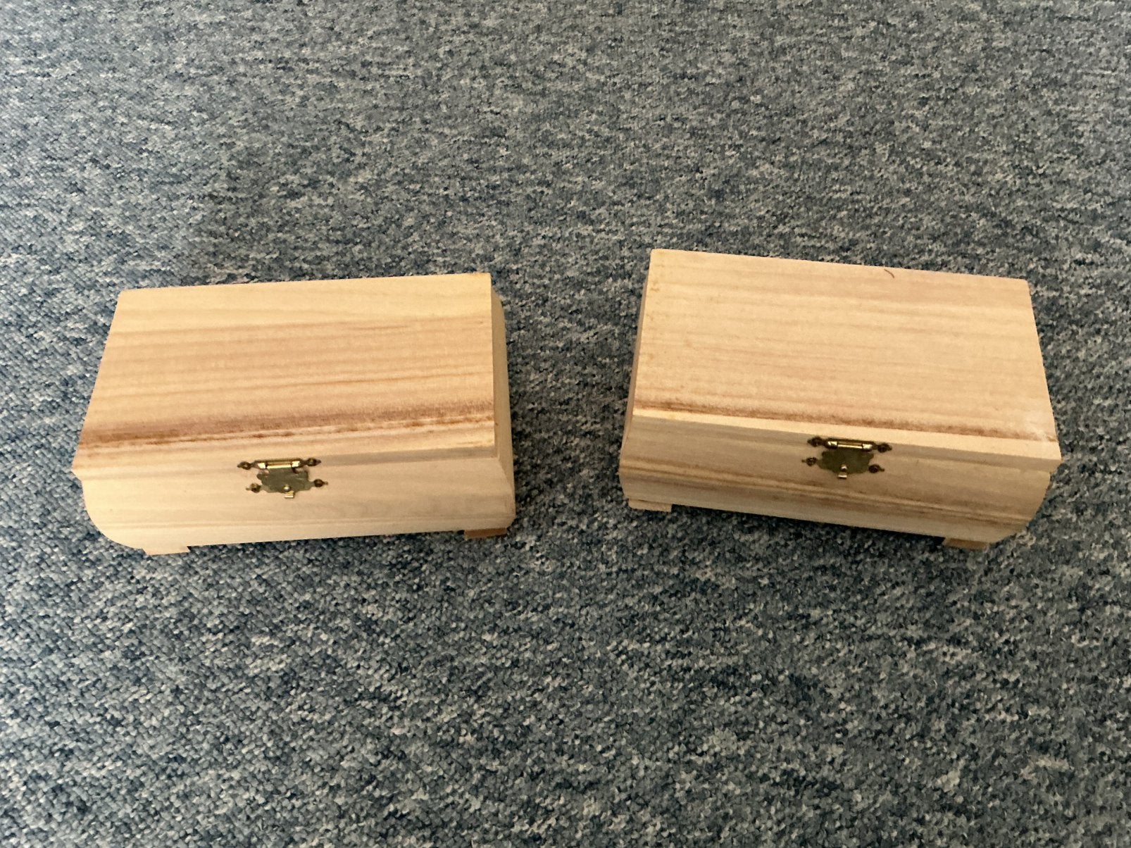 2 kistjes hout, 60 cm of meer, Minder dan 35 cm, Ophalen of Verzenden, Zo goed als nieuw