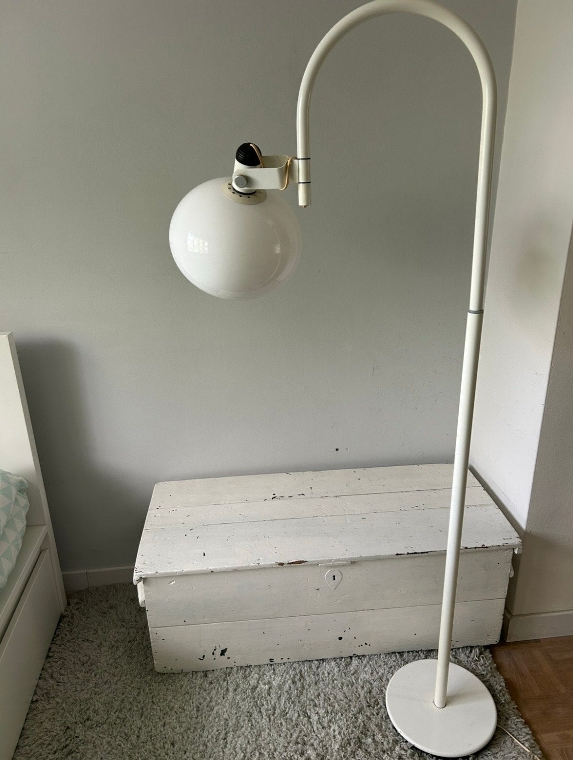 Vintage design Booglamp Vloerlamp met Bolle Kap - Wit, Ophalen, Gebruikt, E27 (groot), Metaal