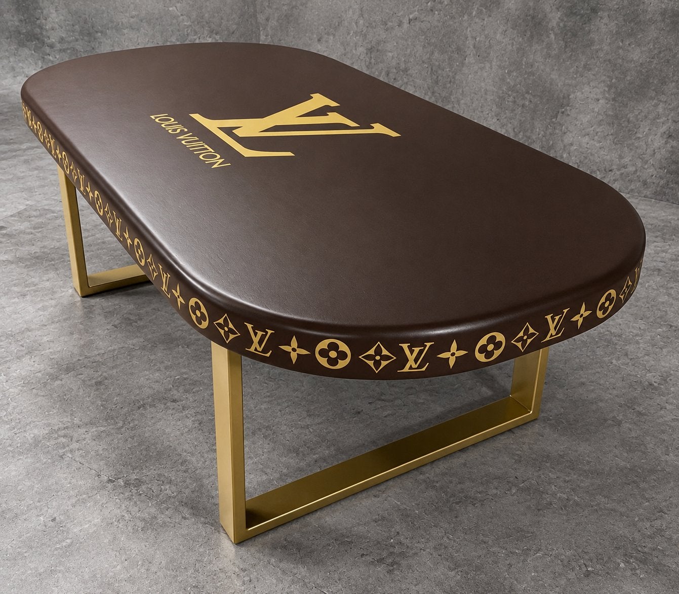 Unieke Luxe Louis Vuitton Salontafel LV Style Gold Luxury, Huis en Inrichting, Gebruikt, 100 tot 150 cm, Eikenhout, Ovaal
