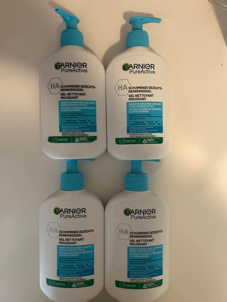 Garnier PureActive Schuimende Gezichtsreinigingsgel, Ophalen of Verzenden, Nieuw, Gehele gezicht, Reiniging