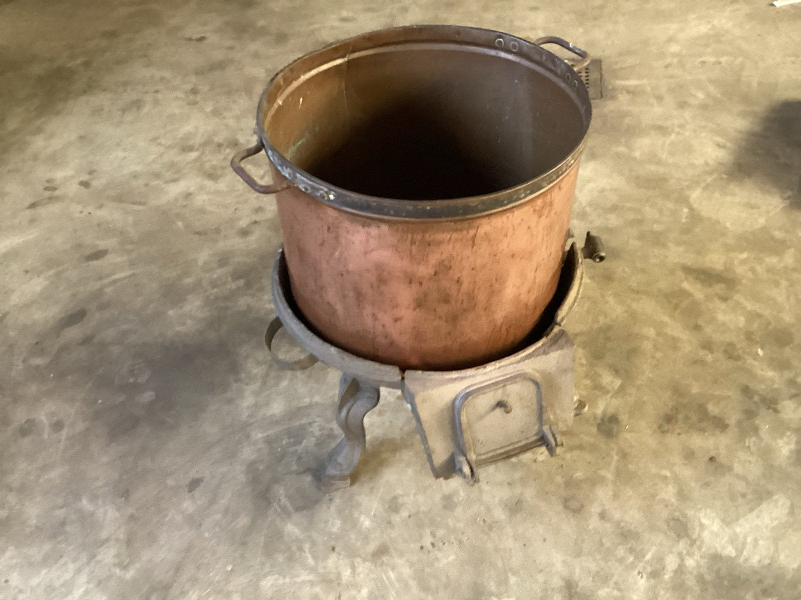 Antieke Koperen Stroopketel met Vuurkorf, Ophalen, Koper