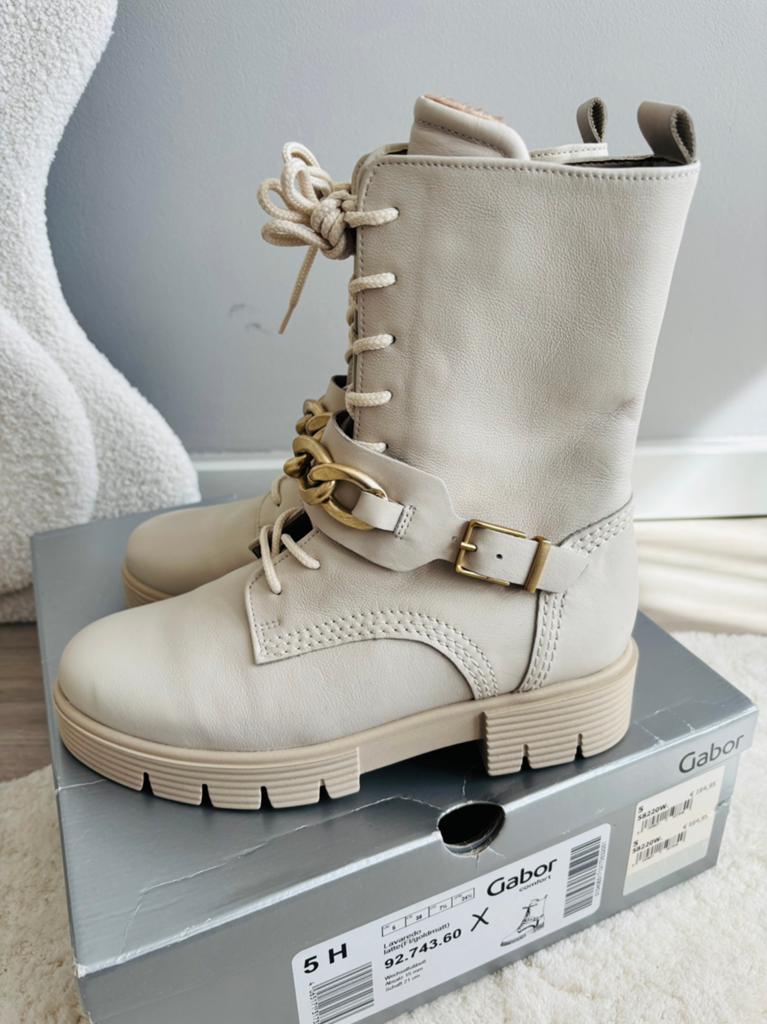 Enkellaarzen Gabor maat 38, Kleding | Dames, Schoenen, Ophalen of Verzenden, Zo goed als nieuw, Beige