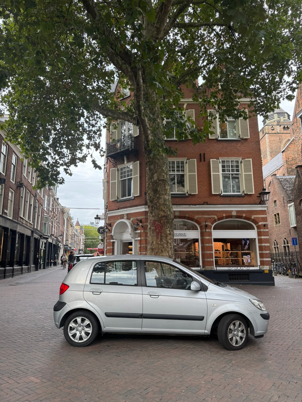 Hyundai Getz 1.4NIEUWE APK/AIRCO/CRUISECONTROL/APPLE CARPLAY, Auto's, Voorwielaandrijving, 40 €/maand, Zwart, 4 cilinders