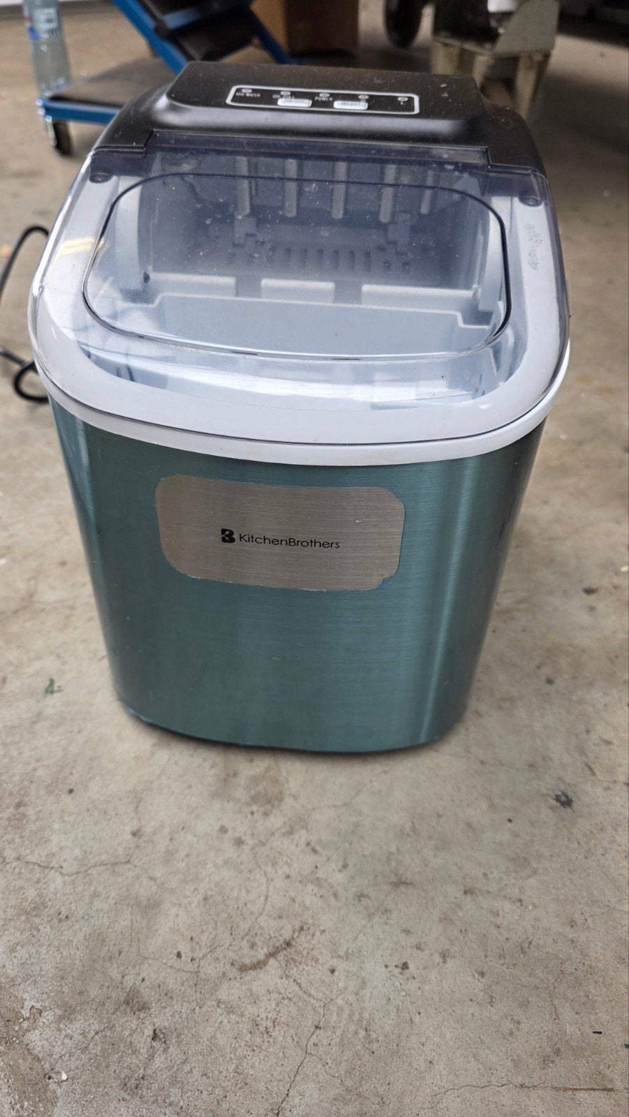 KitchenBrothers IJsblokjesmachine - Zo goed als nieuw, Ophalen of Verzenden