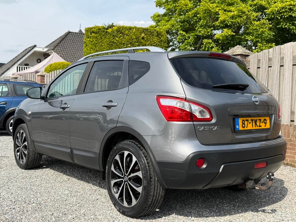 Nissan Qashqai 1.6 Connect Edition PANO HEMEL STOEL VERWARMI, Auto's, Nissan, Voorwielaandrijving, Stof, Gebruikt, Zwart