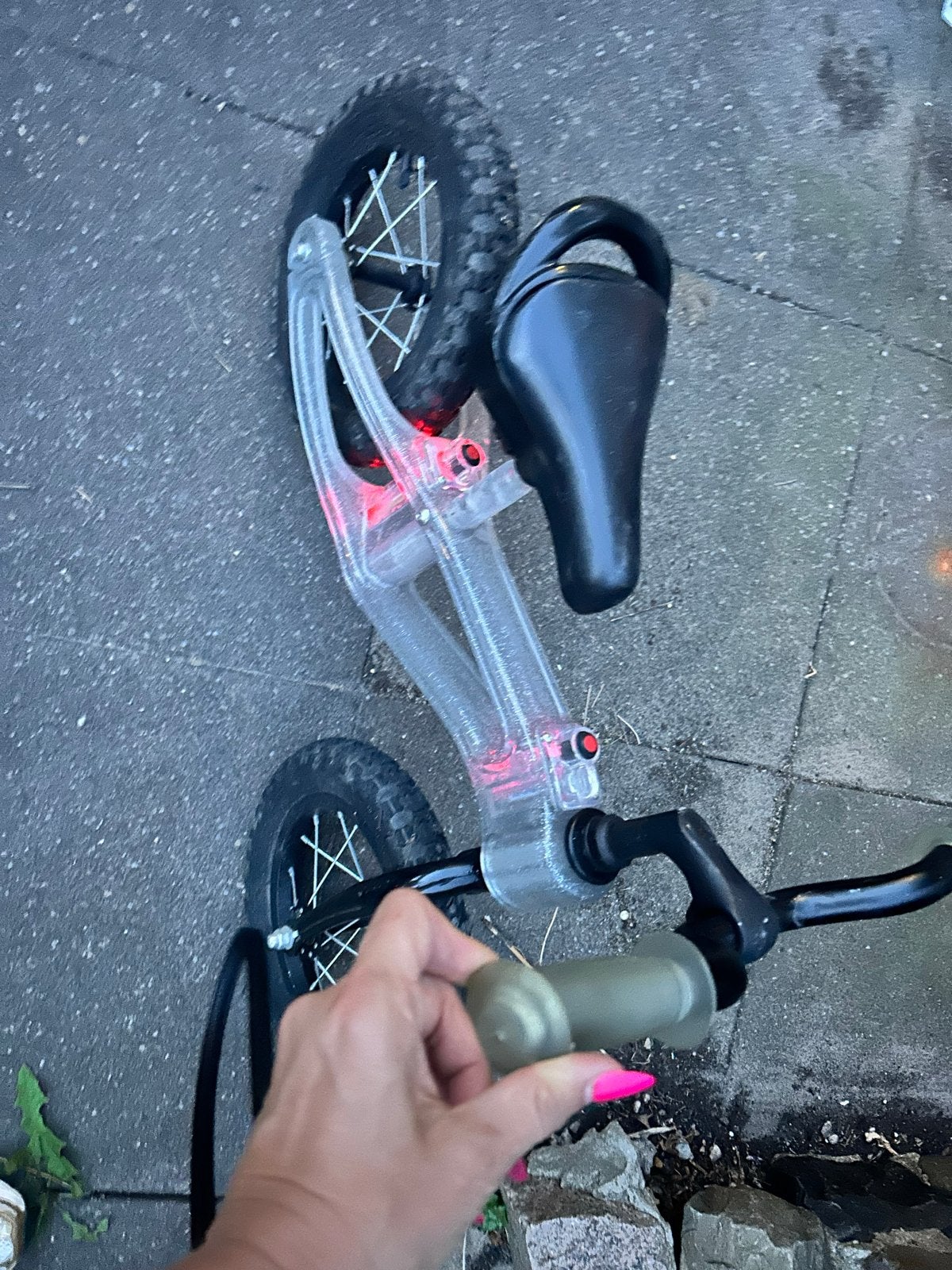 Unieke loopfiets met verlichting op batterijen, Ophalen, Gebruikt, Minder dan 16 inch