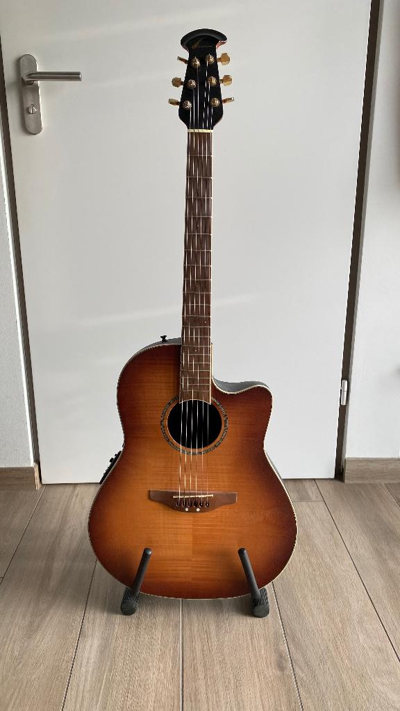 Ovation akoestische gitaar, Muziek en Instrumenten, Snaarinstrumenten | Gitaren | Akoestisch, Gebruikt, Klassieke of Spaanse gitaar