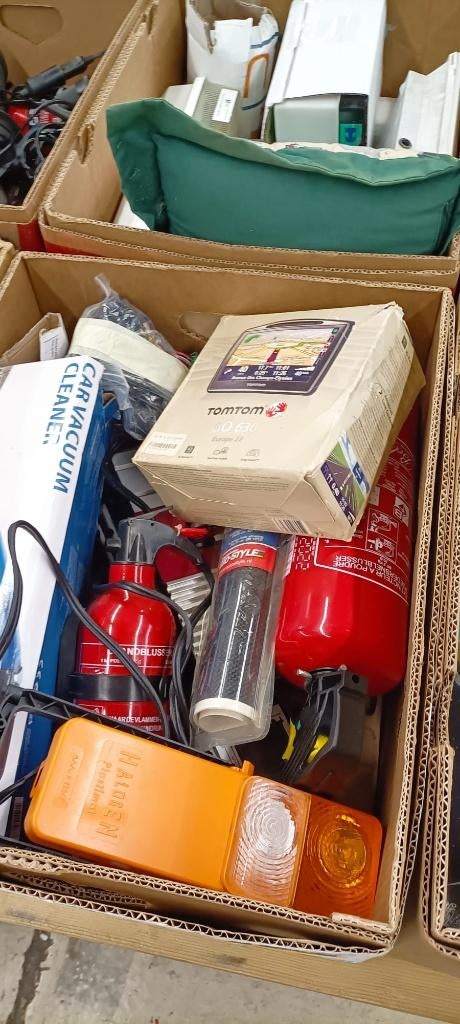 10 Dozen vol Rommelmarkt Spullen Geen Rotzooi !, Ophalen, Zo goed als nieuw