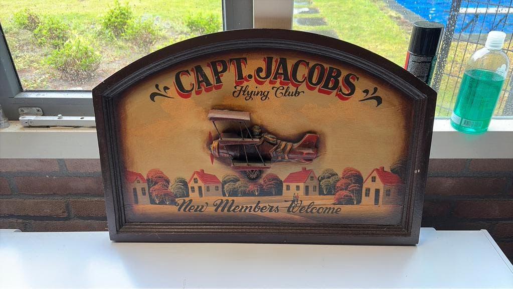 Vintage 'Capt. Jacobs Flying Club' Houten Wanddecoratie, Ophalen