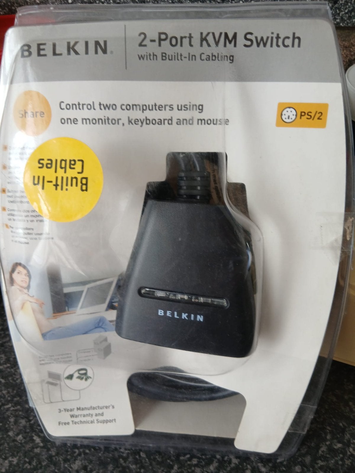 Belkin KVM switch nieuw!, Ophalen, Zo goed als nieuw
