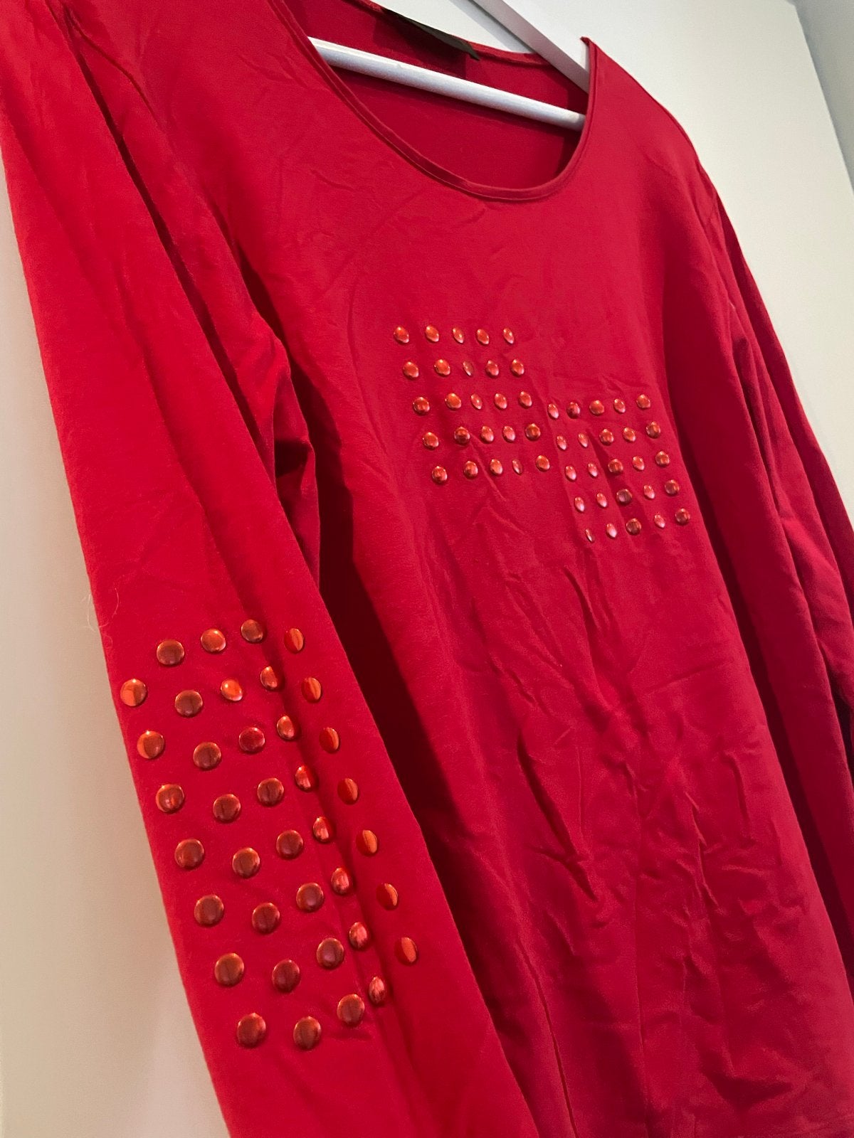 Devernois Rood Shirt Lange Mouwen met Studs - Maat L, Kleding | Dames, Maat 42/44 (L), Ophalen of Verzenden, Zo goed als nieuw