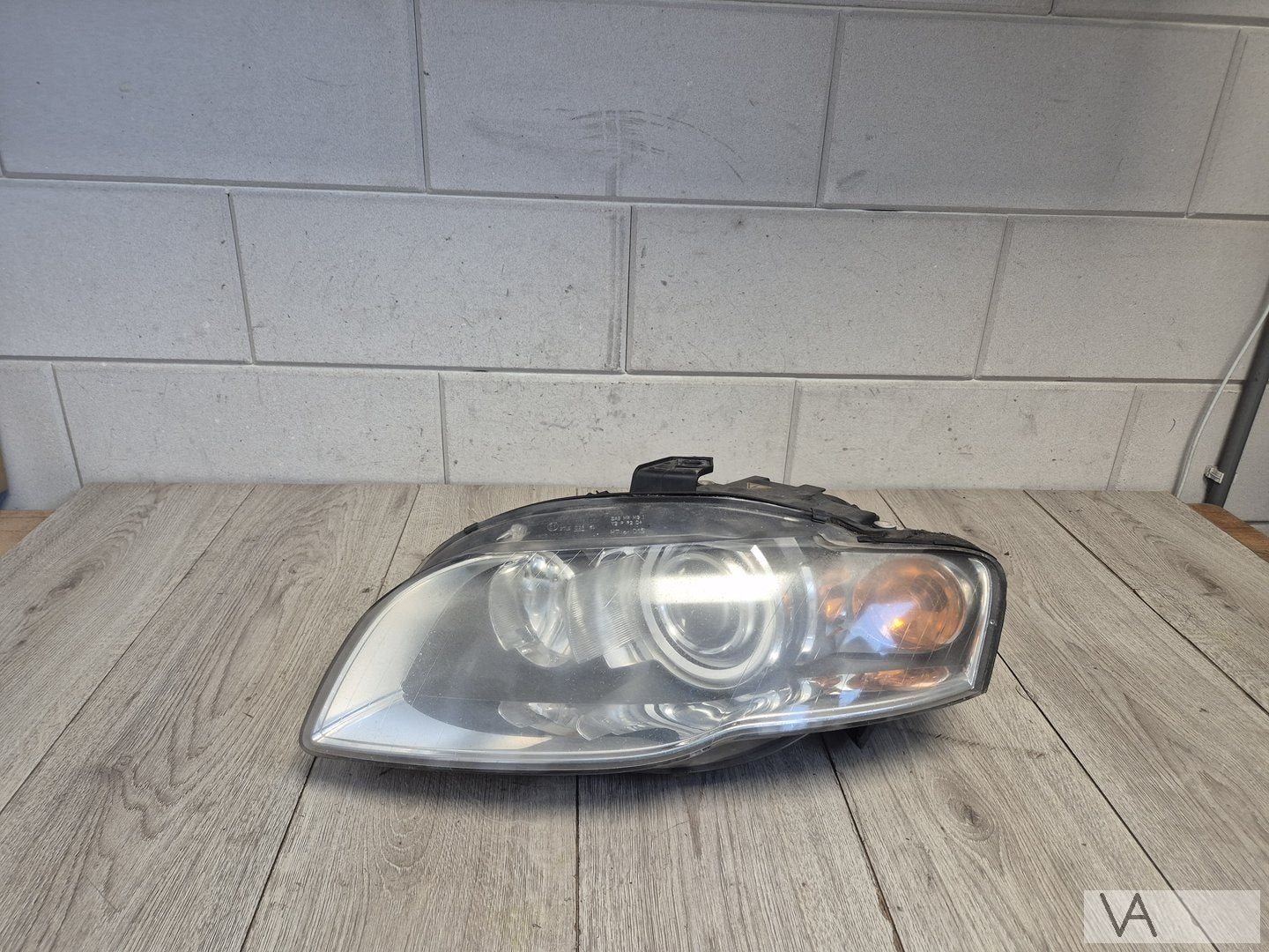 Koplamp XENON links voor Audi A4 2004 - 2008 schadevrij €100, Auto-onderdelen, Gebruikt, -, -, -