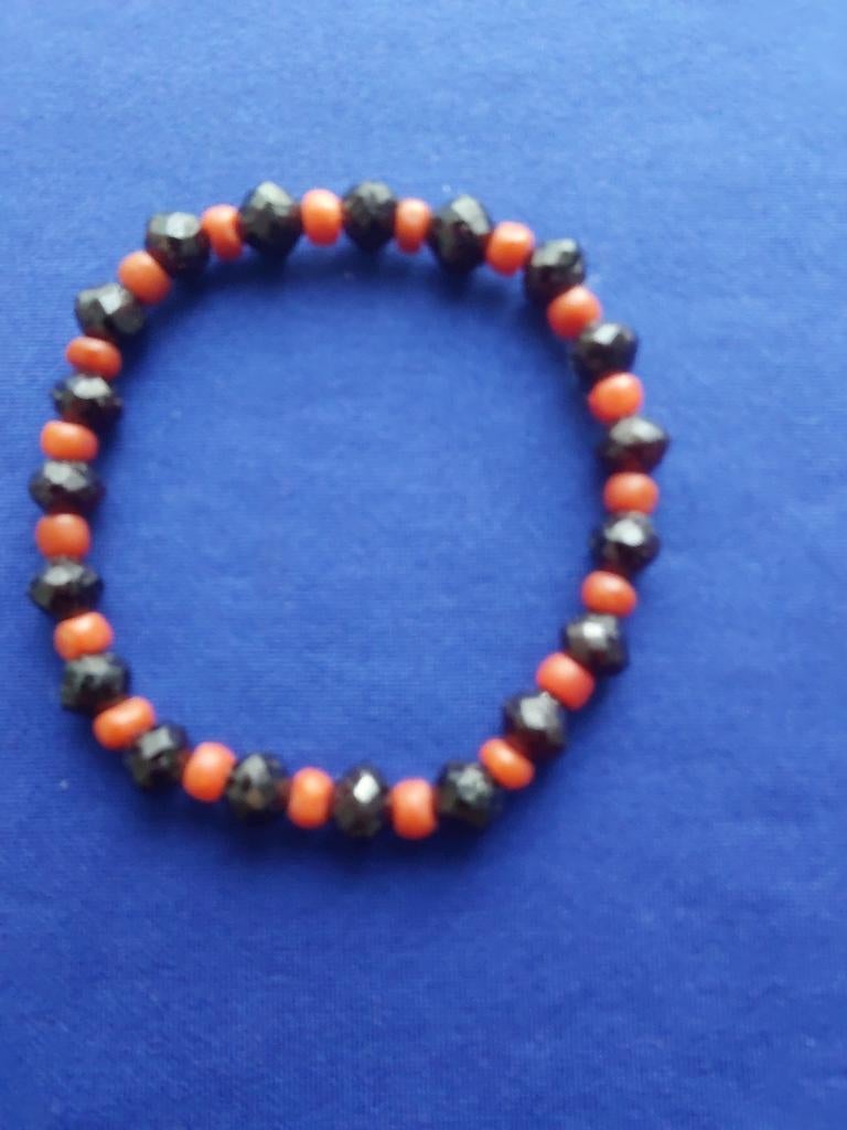 bloedkoraal met gitten armband kralen armband op elastiek, Gebruikt, Verzenden, Zwart, Elastiek