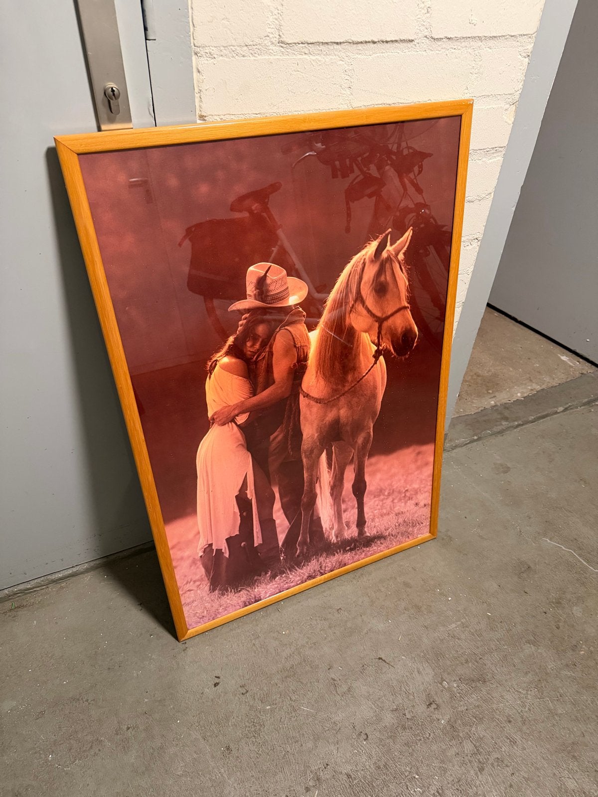 Grote ingelijste western poster met paard, Ophalen, Foto, Fotografie, Achter glas