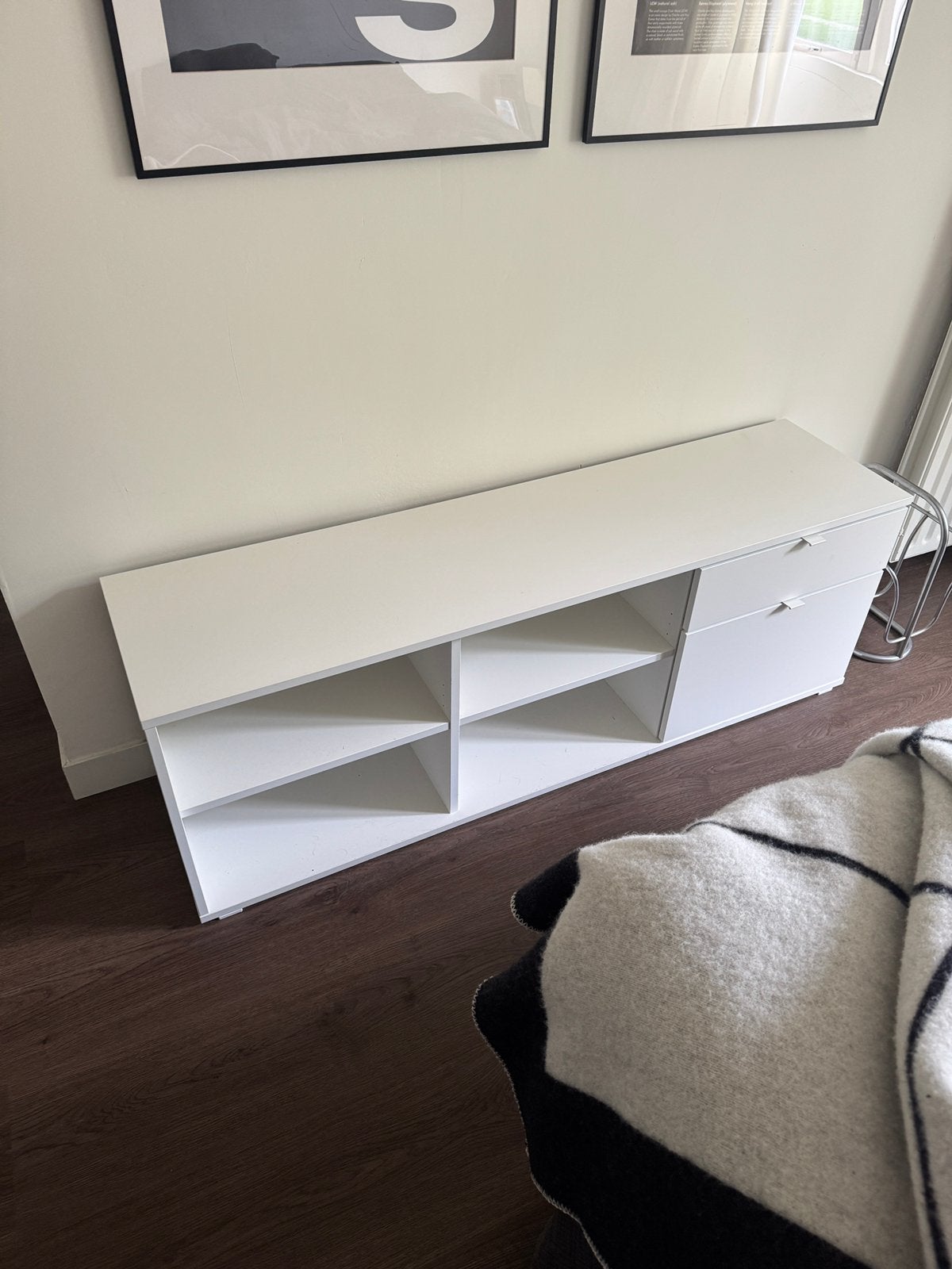 Gratis tv kast wand meubel schoenenkast opbergen wit ikea, Ophalen, Zo goed als nieuw, 25 tot 50 cm, Rechthoekig