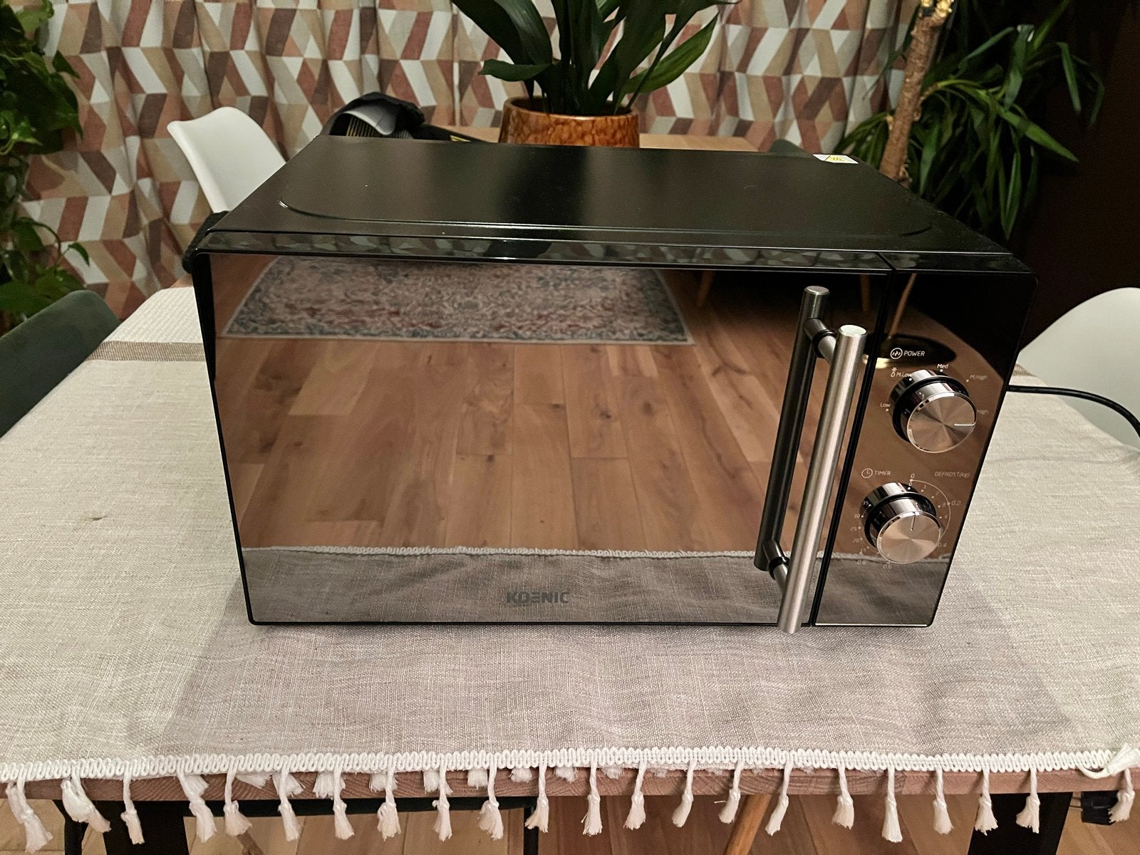 KOENIC KMW 1221 Magnetron - 700W - 20L Inhoud, Ophalen, Draaiplateau, Vrijstaand, Magnetron