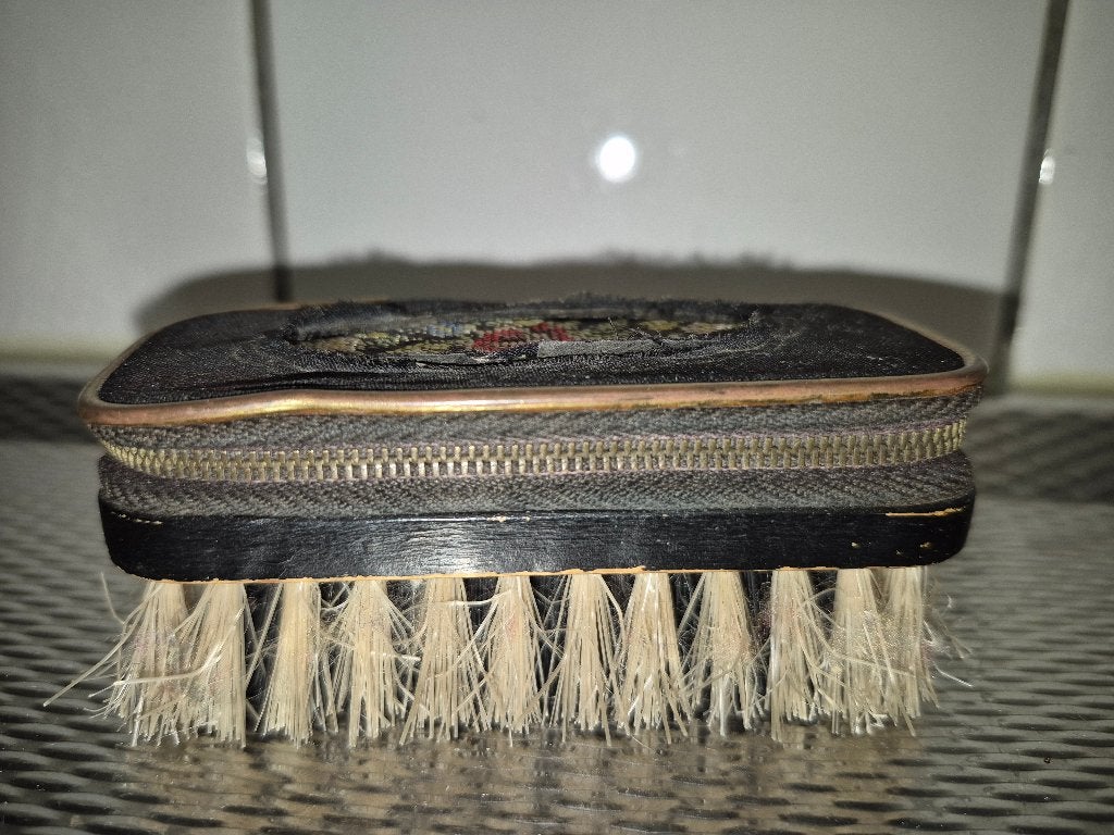 vintage kleding-borstel met naaigarnituur, Ophalen of Verzenden
