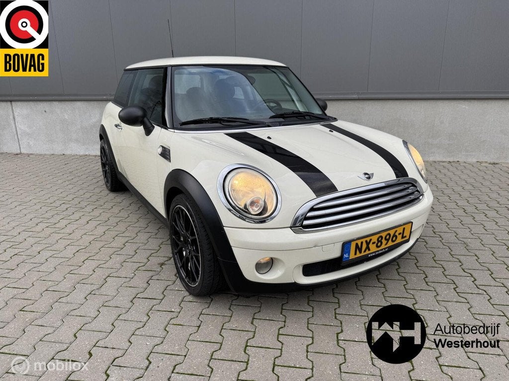 Mini Mini 1.4 One Anniversary MK II Airco Cruisecontrol, Voorwielaandrijving, Gebruikt, 4 stoelen, Bedrijf