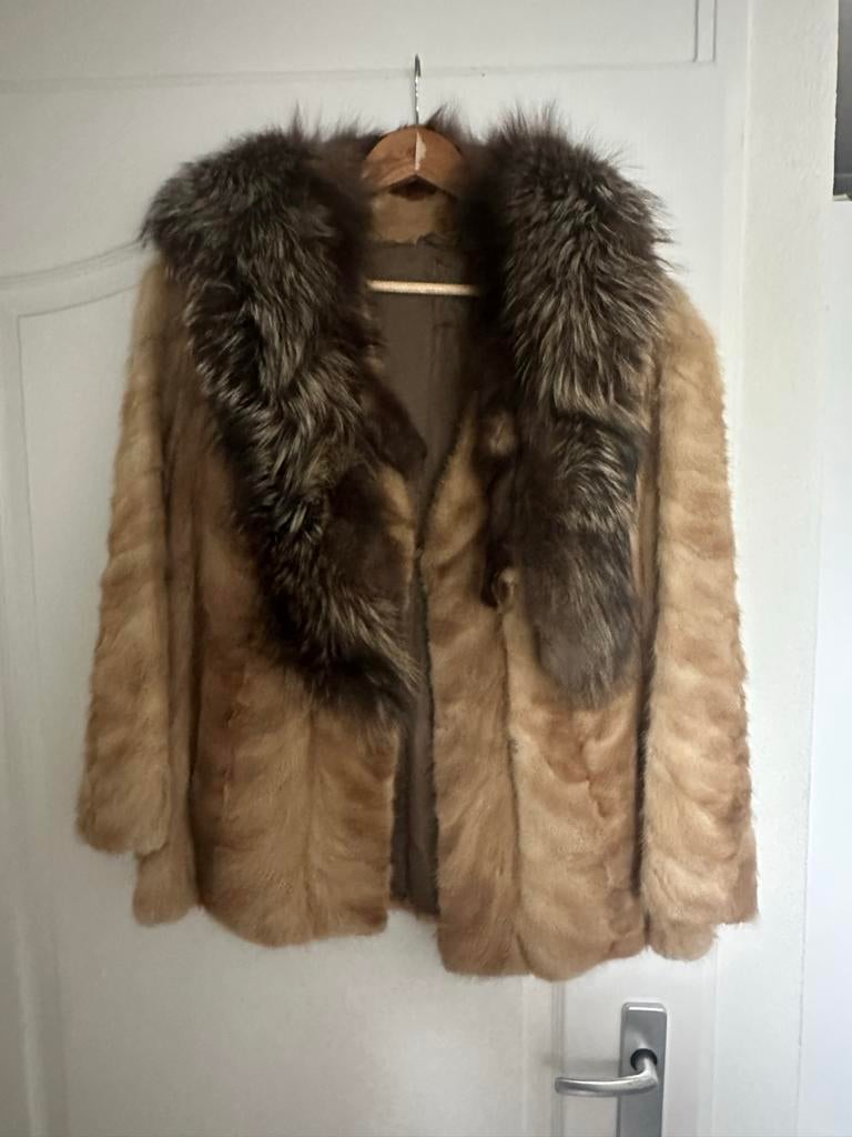 Vintage bontjas met grote kraag, Ophalen of Verzenden, Zo goed als nieuw, Maat 38/40 (M), Bruin
