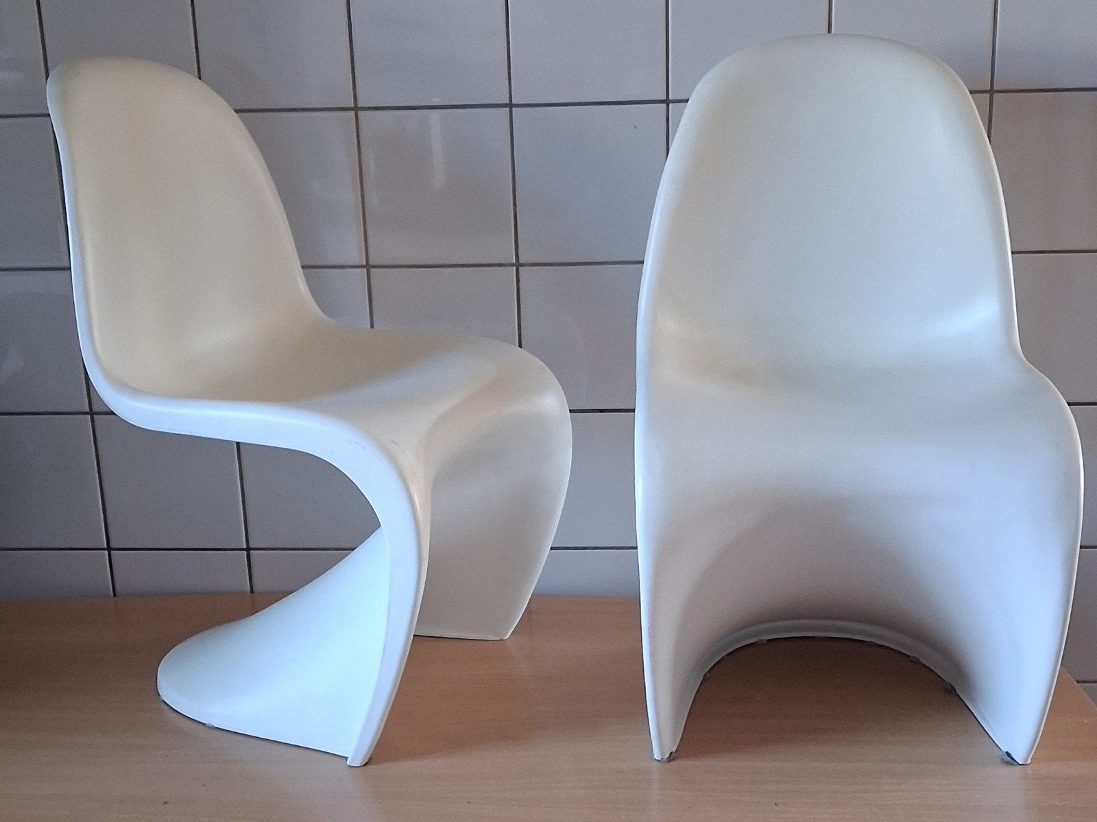 Kinderstoel. Vitra Panton Chair. Replica/origineel. 2 stuks., Ophalen, Zo goed als nieuw, Stoel(en)