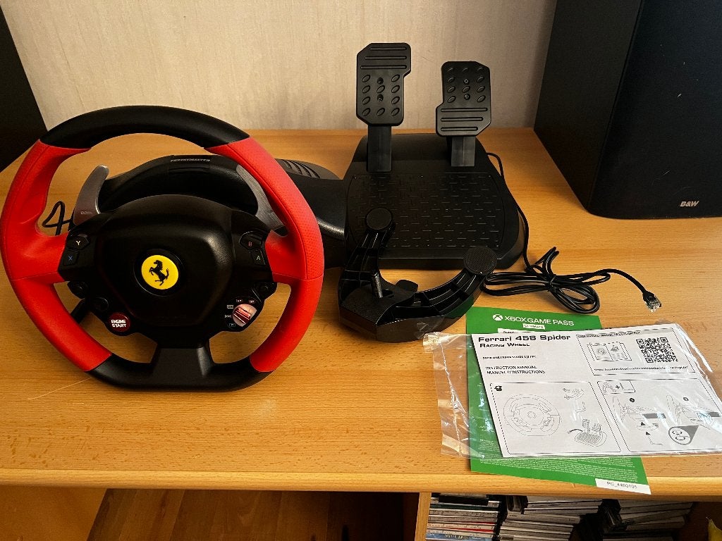 Trustmaster 458 Spider xBox racing wheel, z.g.a.n., Spelcomputers en Games, Spelcomputers | Xbox | Accessoires, Ophalen of Verzenden