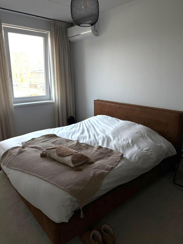 Wehkamp Premium Detroit tweepersoonsbed ecoleer bruin, Huis en Inrichting, Slaapkamer | Bedden, Ophalen, Overige materialen, Gebruikt
