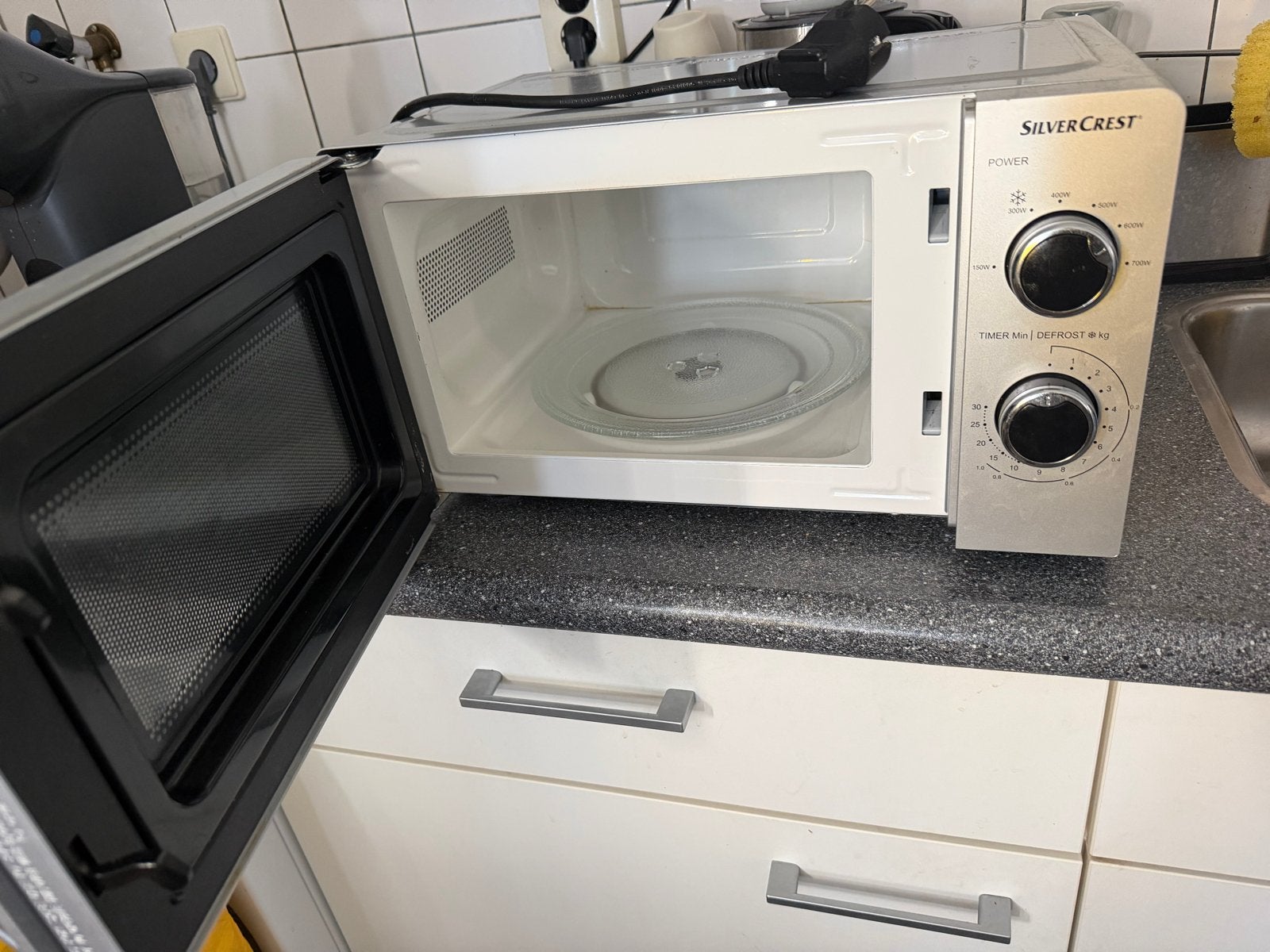 SilverCrest Magnetron - Compact en Gebruiksvriendelijk, Ophalen, Gebruikt, Minder dan 45 cm, Magnetron