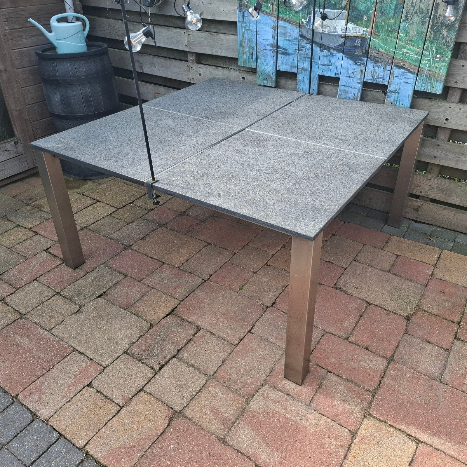 Foto 3 van Tuin-/eettafel met stenen blad