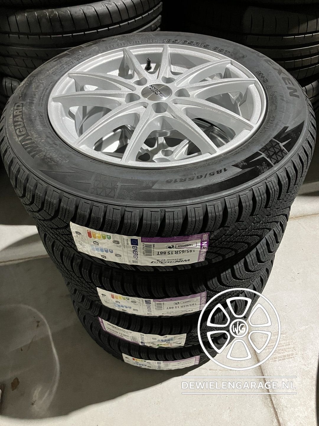 VW Polo / Seat Ibiza Velgen + Winterbanden NIEUW 5x100 Winte, Auto-onderdelen, Banden en Velgen, 15 inch, -, -, Banden en Velgen