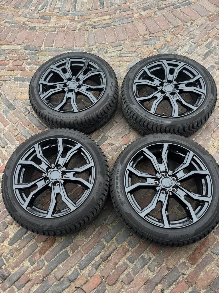 Winterbanden + Dezent Velgen, Ophalen, 18 inch, Overige, 215 mm