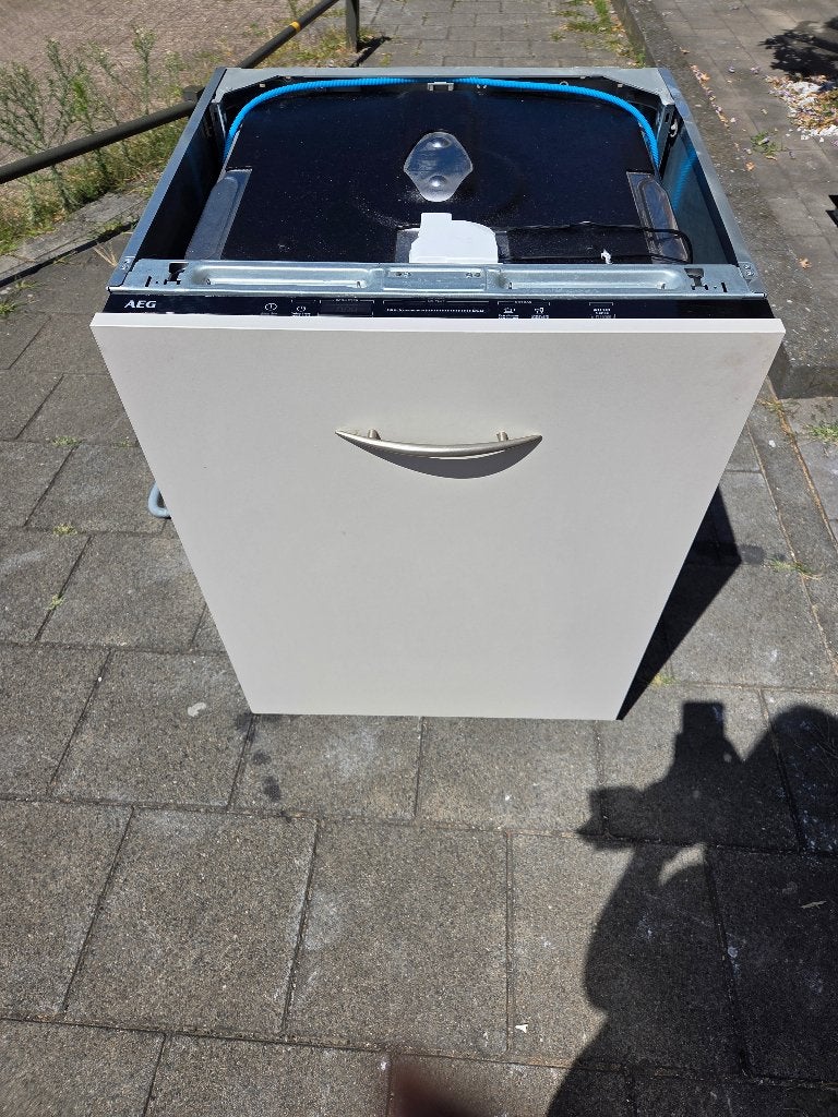 Vaatwasser AEG, Ophalen, Gebruikt, 50 tot 100 cm, 50 tot 75 cm