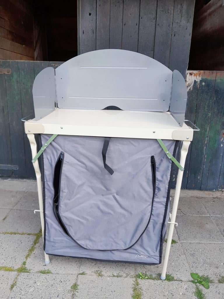 kampeer meubel, basecamp camping larder, Caravans en Kamperen, Kampeermeubelen, Ophalen, Gebruikt, Campingkast