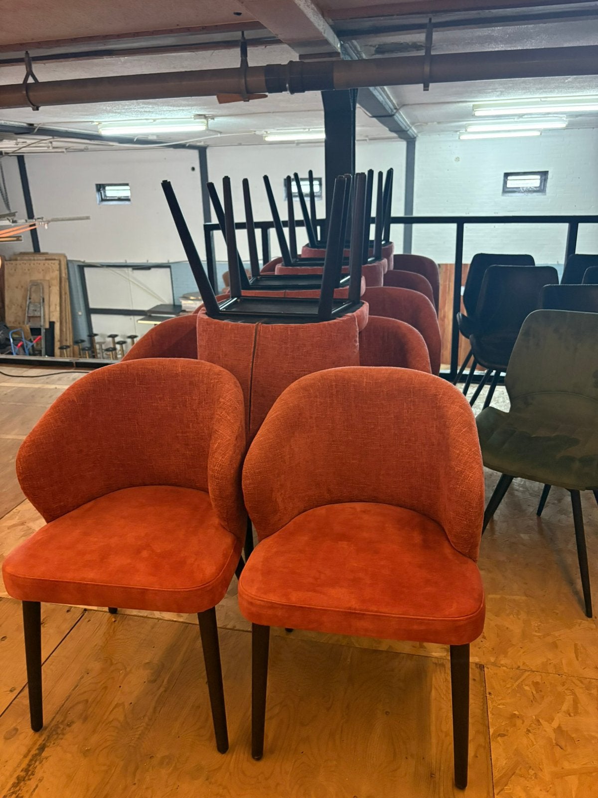 Partij stoelen / eetkamer / horeca 14 stuks, Ophalen of Verzenden, Zo goed als nieuw, Bruin, Vijf, Zes of meer stoelen