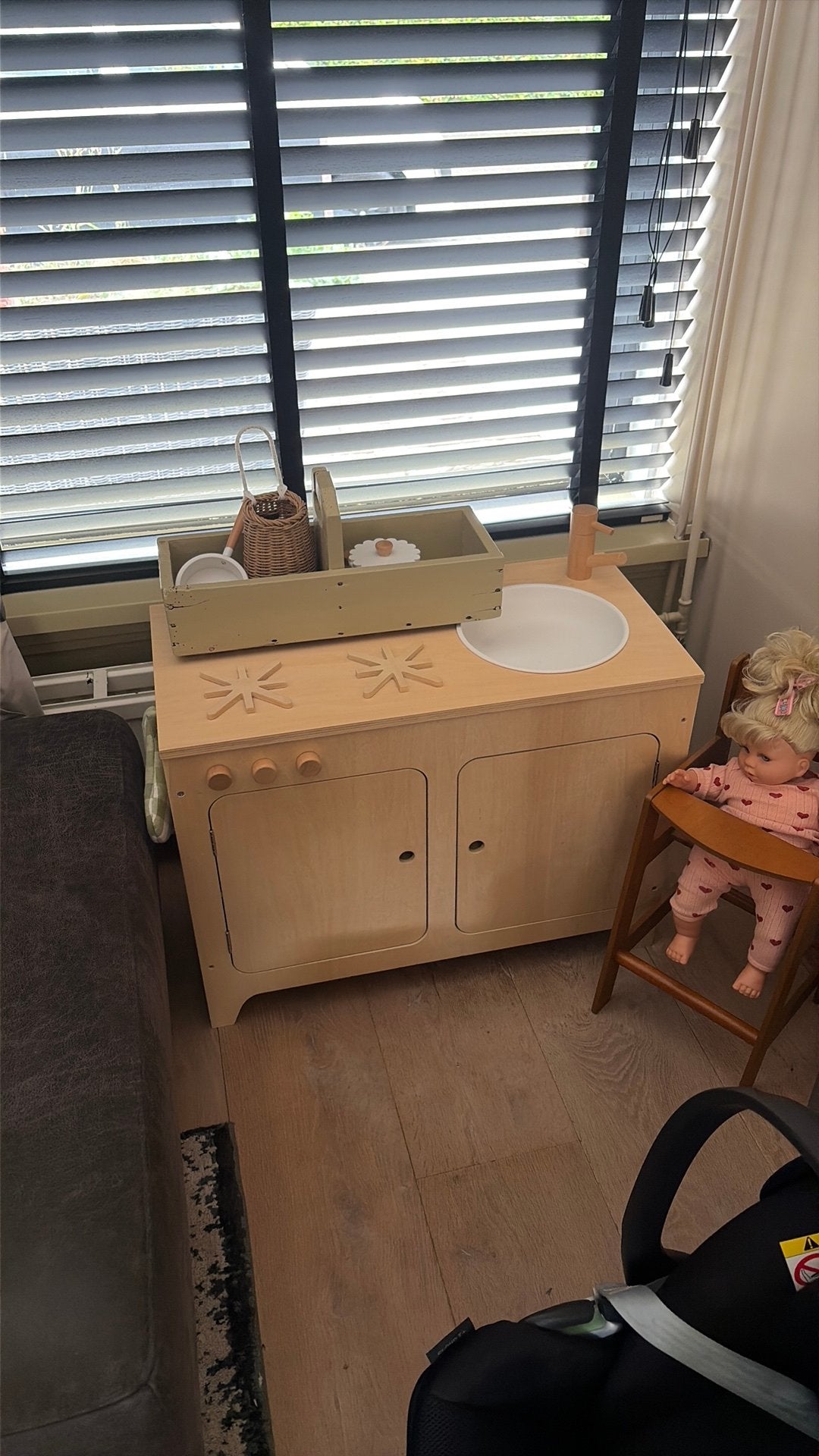Keukentje petite amelie, Ophalen