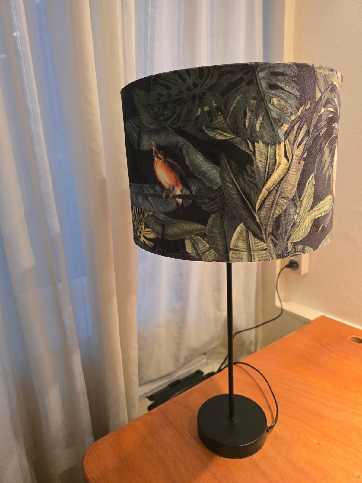 Tafellamp met tropische print en lichtbron, Karwei, Ophalen, Gebruikt, Overige merken, Met kap