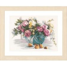 Borduurpakket Still life of flowers pn0162299, Hobby en Vrije tijd, Borduren en Borduurmachines, Nieuw, Borduurpakket, Handborduren