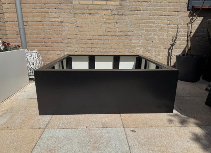 Nieuwe stalen planten bakken wit en zwart, 100 cm of meer, Nieuw, Ophalen of Verzenden, Balkon