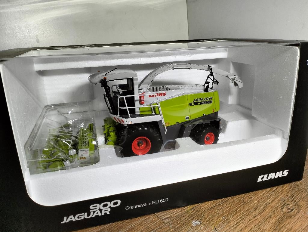Te koop Claas Jaguar 900 Greeneye + RU 600 limited edition., Ophalen of Verzenden, Nieuw, Tractor of Landbouw, Universal Hobbies