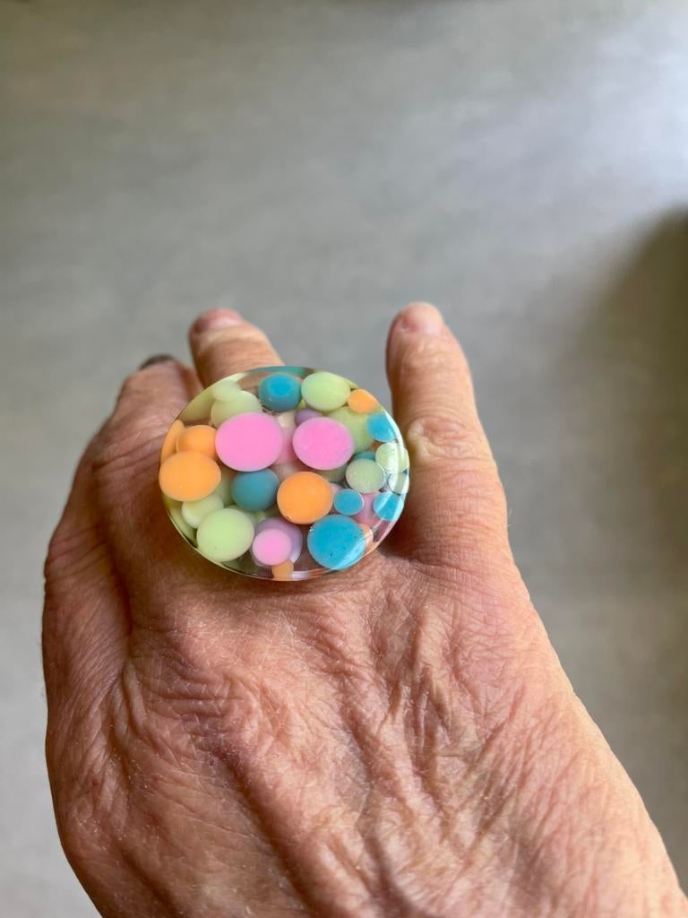 Sobral Dot ring 18 mm hars veelkleurig als nieuw, Ophalen of Verzenden, Zo goed als nieuw, 18 tot 19, Dame