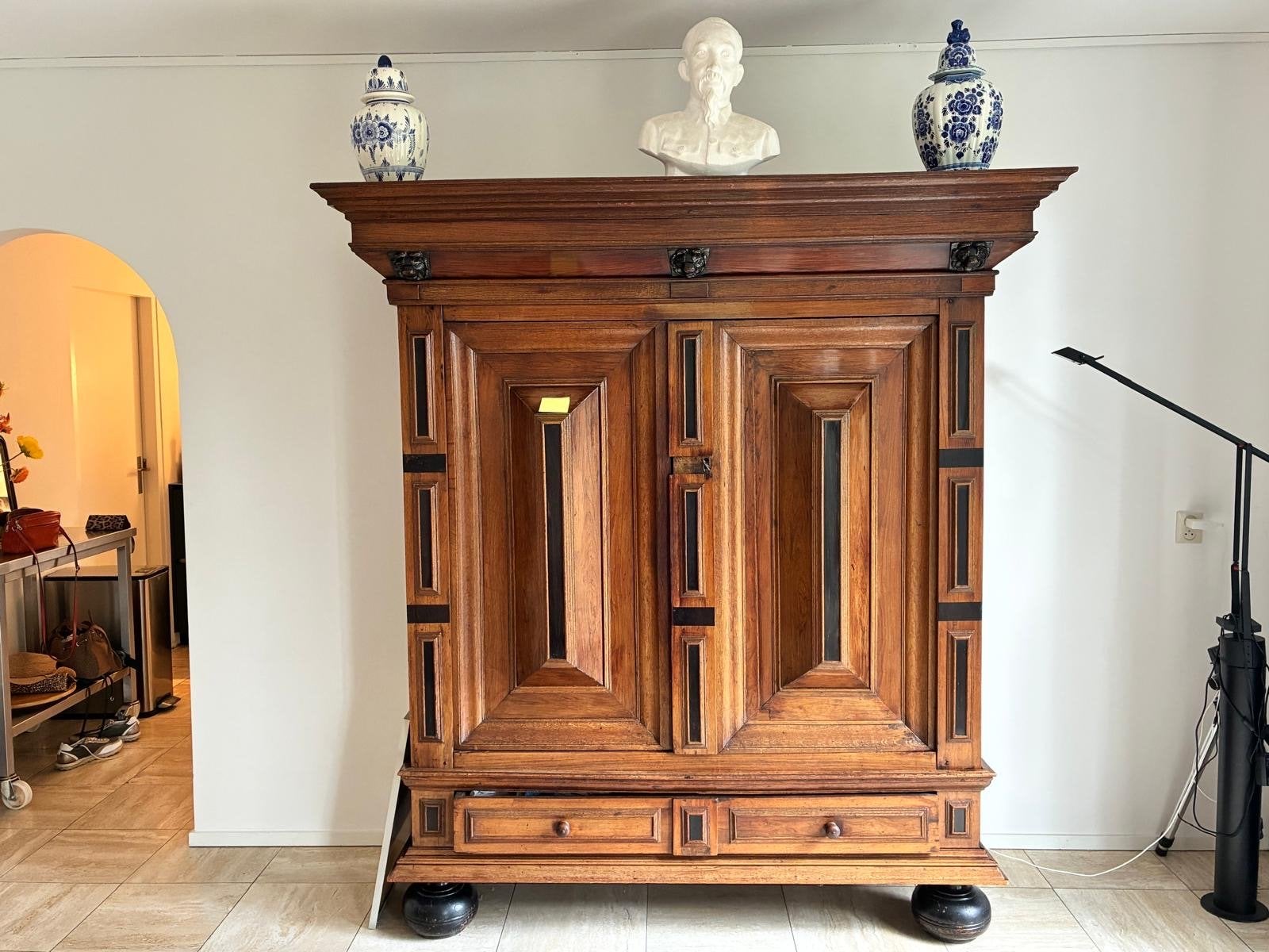 Antieke Hollandse Kast - Eiken, Palissander, Ebbenhout (ca., Antiek en Kunst, Ophalen of Verzenden