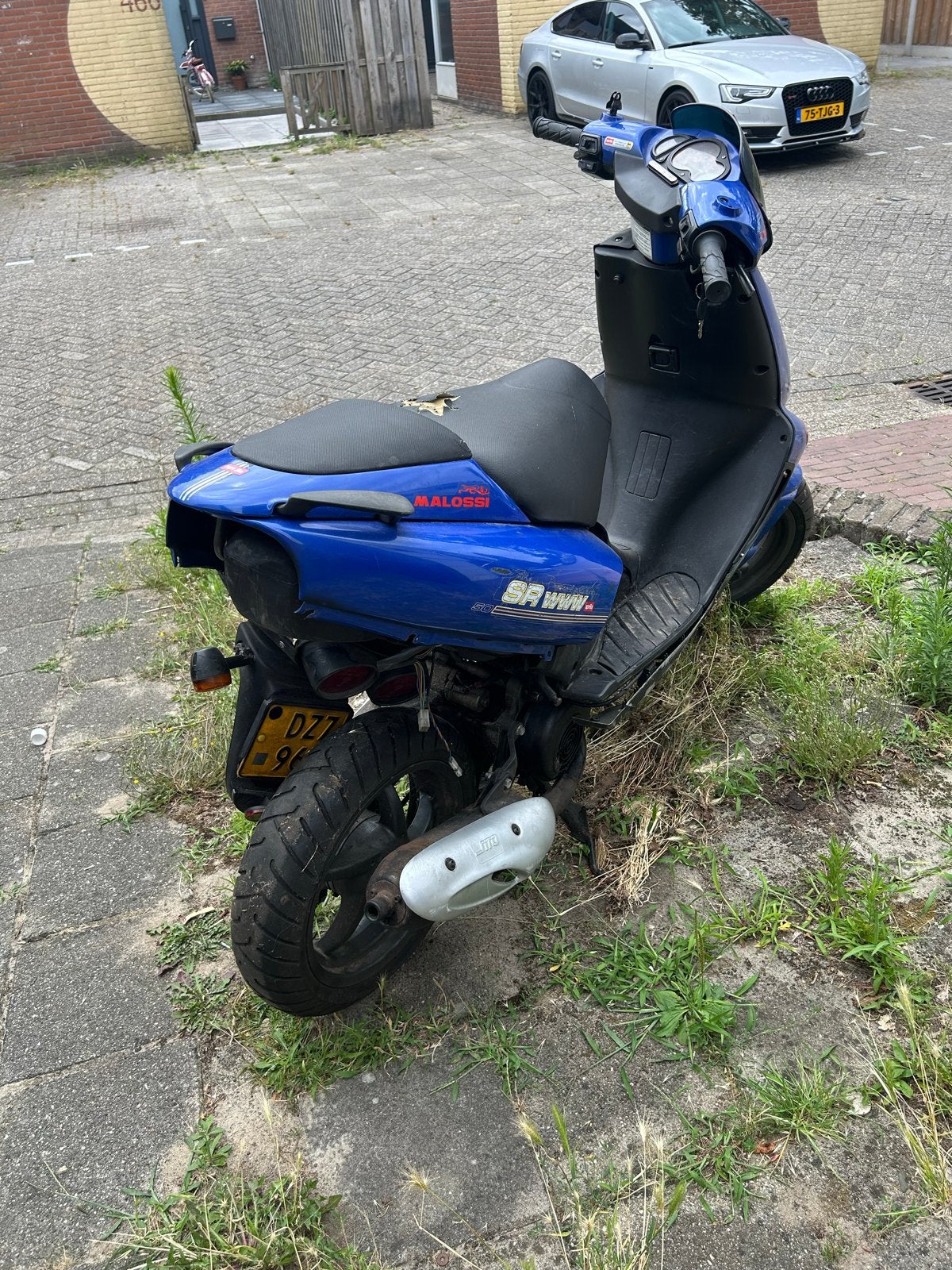 Blauwe scooter - Project voor de handige klusser, Ophalen of Verzenden, Gebruikt, Benzine, Overige merken