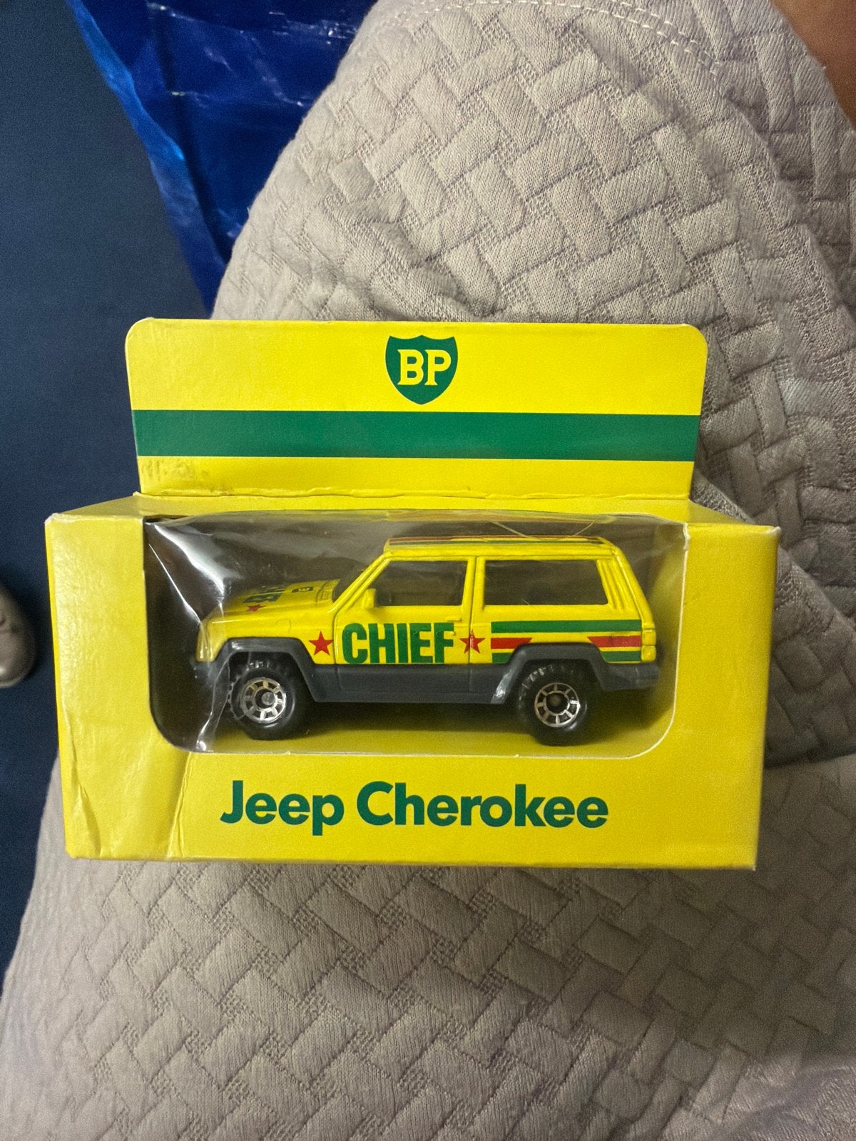 Matchbox Jeep Cherokee BP 'Chief' - Nieuw in doos, Ophalen of Verzenden, Nieuw