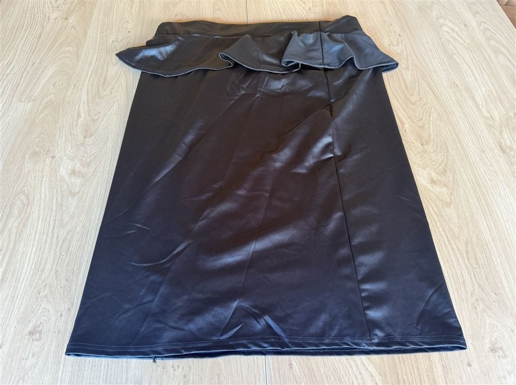Zwarte Rok, Kleding | Dames, Rokken, Maat 38/40 (M), Zwart, Ophalen of Verzenden, Zo goed als nieuw