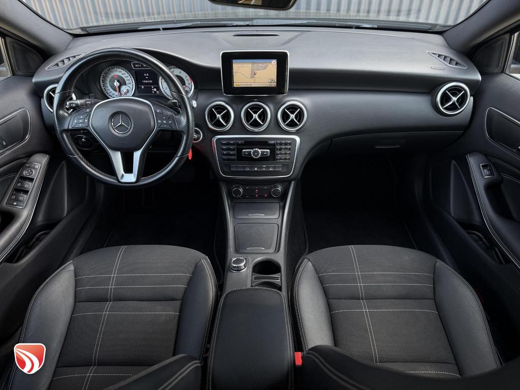Mercedes-Benz A-klasse 180 Ambition 123pk Camera | Navi | Tr, Gebruikt, 4 cilinders, Zwart, Onderhoudsboekje